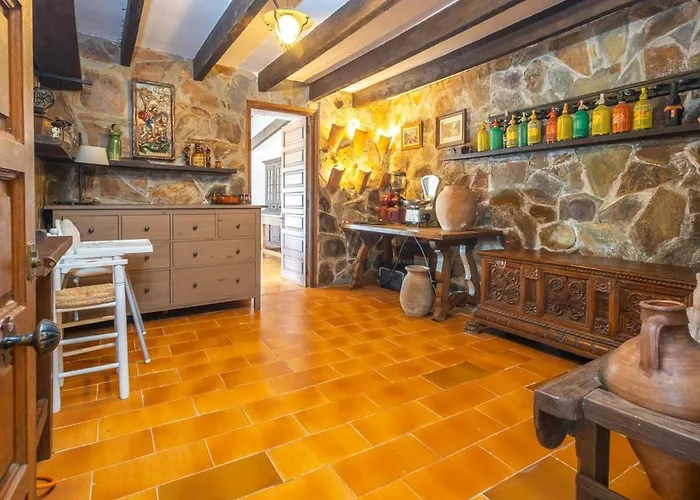 Winahost Forgas Foixà Casa de Férias